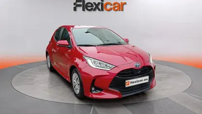 Usado Toyota Yaris Hybrid Active 116 CV (85 kW) 2023 Utilitario