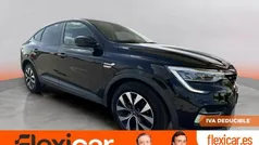 Gris / plata Usado 2023 Renault Arkana Evolution SUV | 20.490 € (Buen precio)