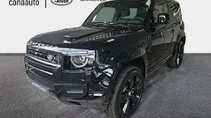 Negro Usado 2025 Land Rover Defender SE Dynamic SUV | 98.900 €