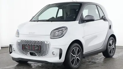 Usado 2023 Smart ForTwo Electric Drive Passion Coupe | 16.995 € (Precio justo)