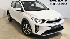 Blanco Nuevo 2025 Kia Stonic SUV | 21.900 € (Precio justo)