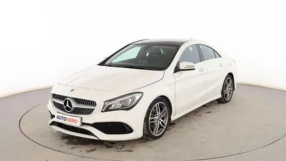 Usado Mercedes CLA200 AMG line 136 CV (100 kW) 2017 Berlina