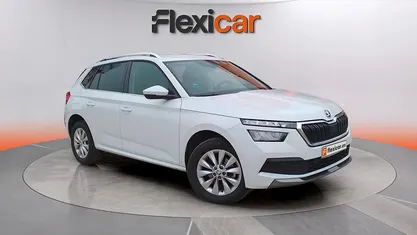 Usado Skoda Kamiq Ambition 150 HP (110 kW) 2022 Branco SUV