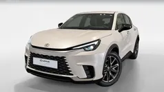 Blanco Nuevo 2025 Lexus LBX SUV | 34.400 €
