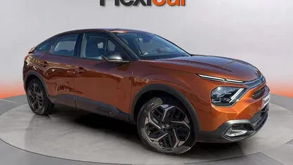 Usado Citroën C4 Feel 131 CV (96 kW) 2021 Naranja Utilitario