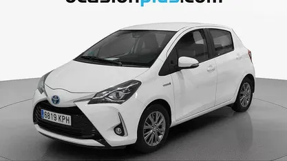 Usado Toyota Yaris Hybrid Active 100 CV (73 kW) 2018 Utilitario