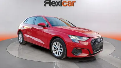 Usado Audi A3 Premium 110 CV (80 kW) 2021 Rojo Berlina