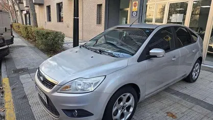 Plateado Usado 2008 Ford Focus Trend Utilitario | 5950 € (Un poco caro)
