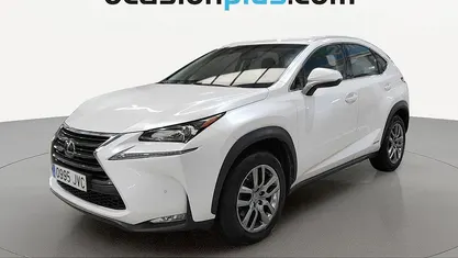 Usado Lexus NX300h Executive Line 197 CV (144 kW) 2016 Blanco SUV