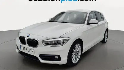 Käytetty BMW 118 150 HP (110 kW) 2015 Valkoinen Viistoperä