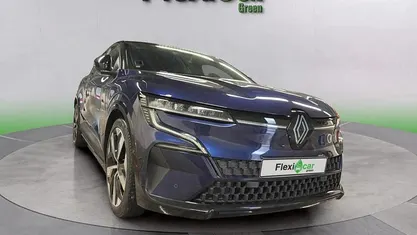 Usado Renault Megane E-Tech Techno 160 kW (218 CV) 2023 Negro Berlina