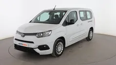 Blanco Usado 2023 Toyota Proace Verso Active Familiar | 23.899 € (Precio justo)
