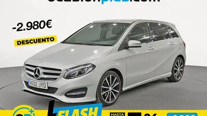 Usado Mercedes B200 136 CV (100 kW) 2017 Gris plata Monovolumen