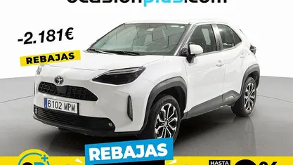 Blanco Usado 2024 Toyota Yaris Hybrid Active Recogida | 24.000 € (Precio justo)