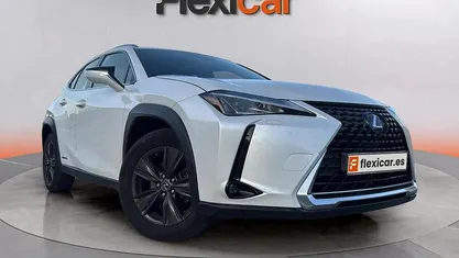Blanco Usado 2021 Lexus UX Business Edition SUV | 22.490 € (Buen precio)