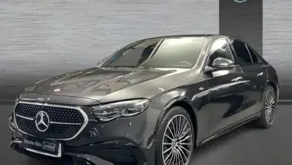 Usado Mercedes E300 313 CV (230 kW) 2025 Gris grafito Berlina