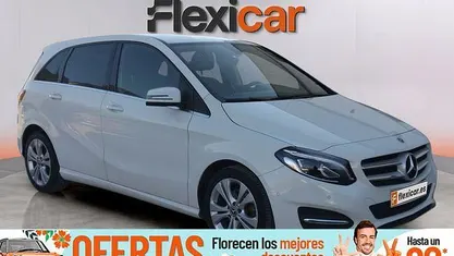 Usado Mercedes B180 122 CV (89 kW) 2017 Blanco Monovolumen