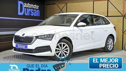 Usado Skoda Scala Active 90 CV (66 kW) 2022 Blanco Utilitario