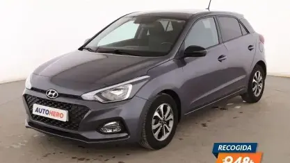 Usado Hyundai i20 85 CV (62 kW) 2020 Gris Utilitario