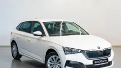 Blanco Nuevo 2024 Skoda Scala Ambition Utilitario | 22.900 € (Precio justo)