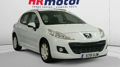 Blanco Usado 2012 Peugeot 207 Active Berlina | 7440 € (Precio justo)