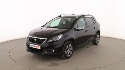 Usado Peugeot 2008 Style 102 CV (75 kW) 2018 Negro SUV