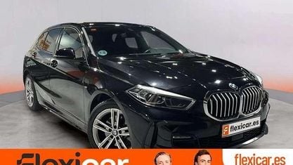 Begagnad BMW 118 150 HK (110 kW) 2019 Svart Halvkombi