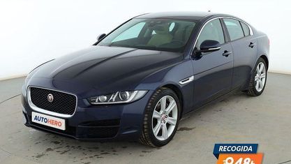 Occasion Jaguar XE Pure 180 ch (132 kW) 2015 Bleue Berline