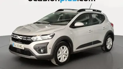 Usado Dacia Sandero Expression 91 CV (66 kW) 2024 Gris Utilitario