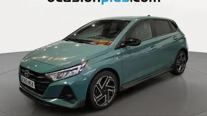 Usado Hyundai i20 N Line 80 CV (58 kW) 2024 Verde Utilitario