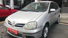 Nissan Almera Tino
