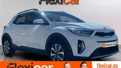 Blanco Usado 2021 Kia Stonic SUV | 13.890 € (Precio justo)