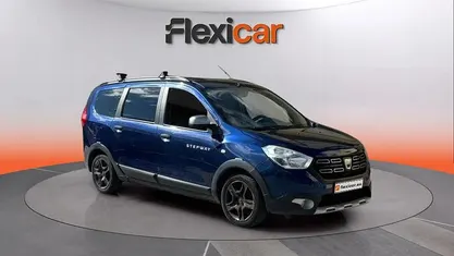 Usado Dacia Lodgy Stepway 107 CV (78 kW) 2018 Azul Monovolumen