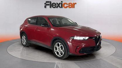 Usado Alfa Romeo Tonale Sprint 131 CV (96 kW) 2023 Rojo SUV