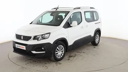 Usado Peugeot Rifter Active 102 CV (75 kW) 2019 Blanco Monovolumen