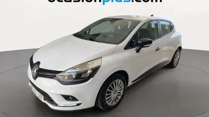 Usado Renault Clio Life 75 CV (55 kW) 2017 Blanco Utilitario