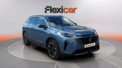 Używany Peugeot 5008 Allure 136 KM (100 kW) 2025 Niebieski SUV