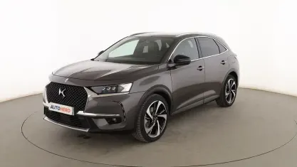 Usado DS Automobiles DS7 Crossback Grand Chic 300 CV (220 kW) 2020 Gris SUV