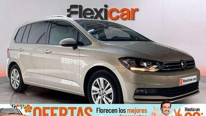 Usado VW Touran Life 150 CV (110 kW) 2024 Gris Monovolumen