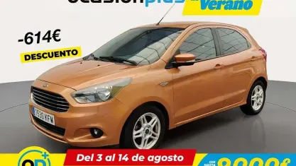 Usado Ford Ka Plus Ultimate 86 CV (63 kW) 2017 Marrón Utilitario