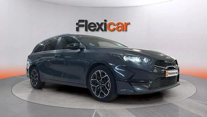 Usado Kia Ceed Style 100 CV (73 kW) 2025 Gris Utilitario