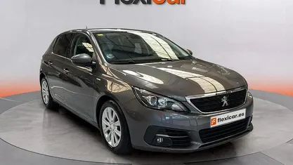 Usado 2020 Peugeot 308 Style Utilitario | 8890 € (Precio justo)