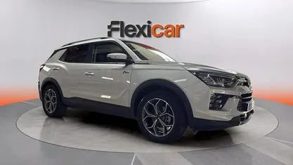 Usado Ssangyong (KGM) Korando Limited 163 CV (119 kW) 2021 Gris SUV