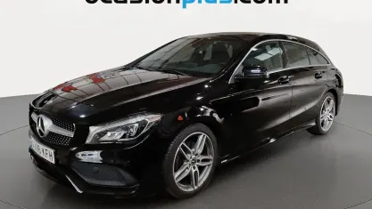 Usado Mercedes CLA200 Shooting Brake AMG 156 CV (114 kW) 2017 Negro Familiar
