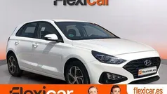 Blanco Usado 2021 Hyundai i30 Berlina | 16.790 € (Precio justo)