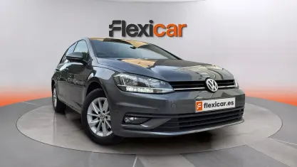 Usado VW Golf VII Advance 116 CV (85 kW) 2019 Gris Berlina