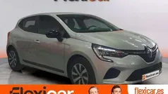 Gris Usado 2023 Renault Clio V Equilibre Utilitario | 14.290 € (Precio justo)