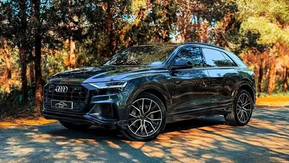 Usado Audi Q8 S-Line 231 CV (169 kW) 2020 Gris SUV