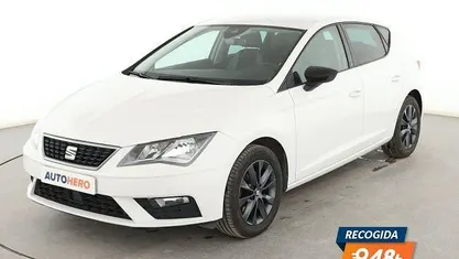 Usado Seat Leon Style 131 CV (96 kW) 2019 Blanco Berlina