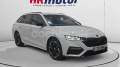 Usado 2023 Skoda Octavia RS Familiar | 30.710 € (Precio justo)